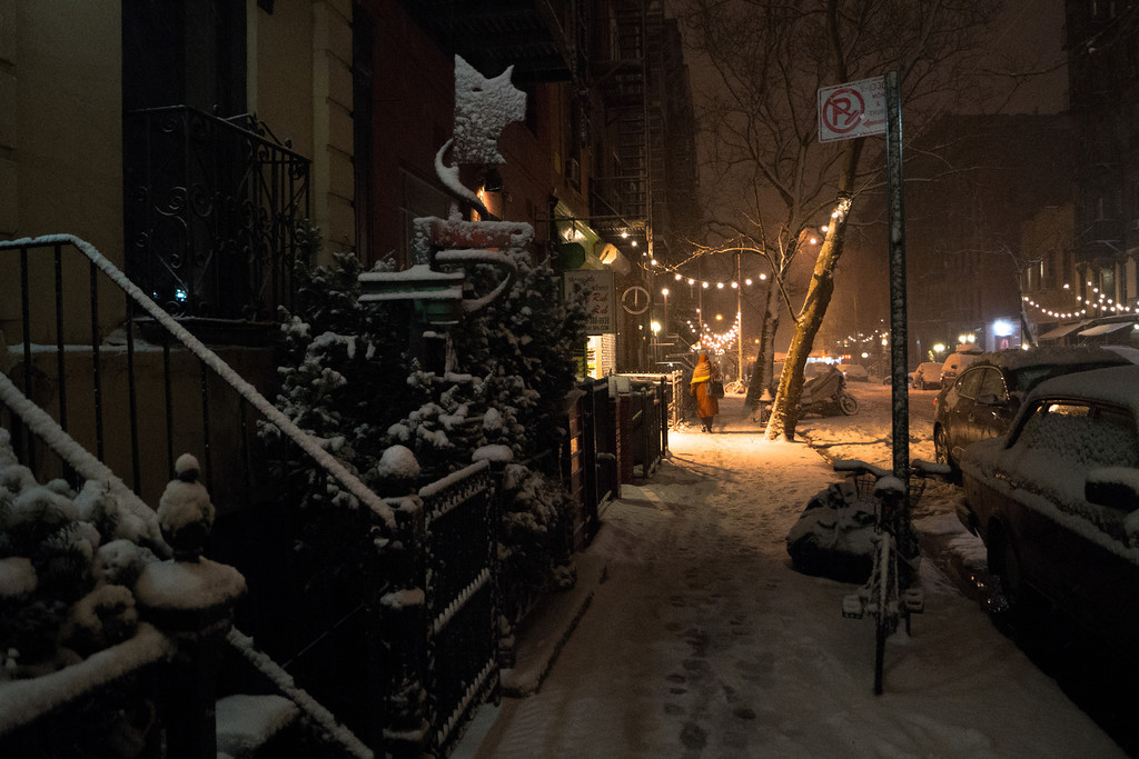 New York Winter Night - East Village Snow-XL